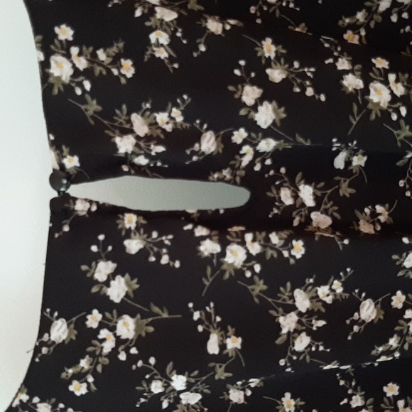 Eclipse Floral Dress - Picture 3 of 4